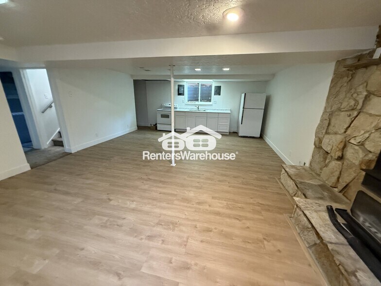 Building Photo - 3953 W 8350 S