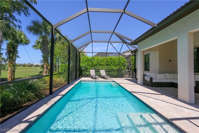 Building Photo - 9716 Everglades Dr