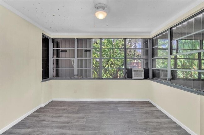 Building Photo - 2221 SW 67th Ave