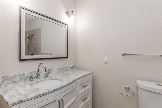 Building Photo - 2225 Saharah Dr