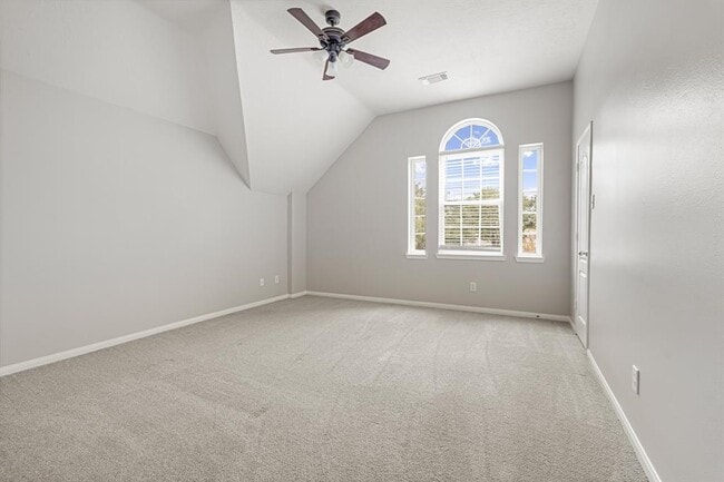 Building Photo - 6209 Fawnlake Dr