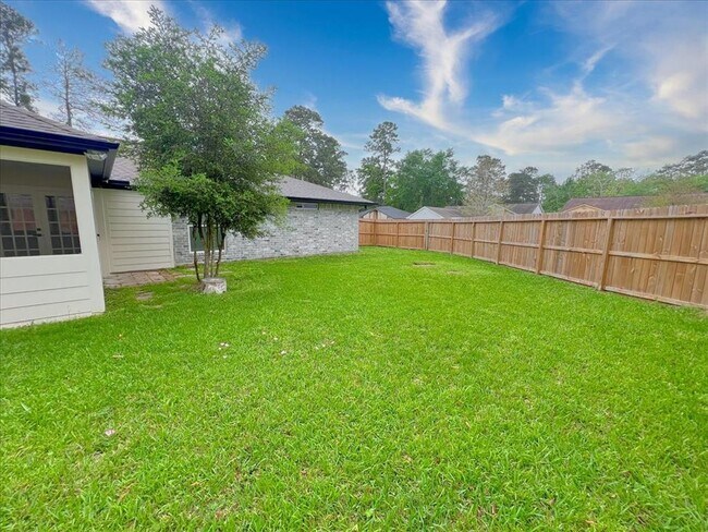 Building Photo - 5203 Mossgrey Ln