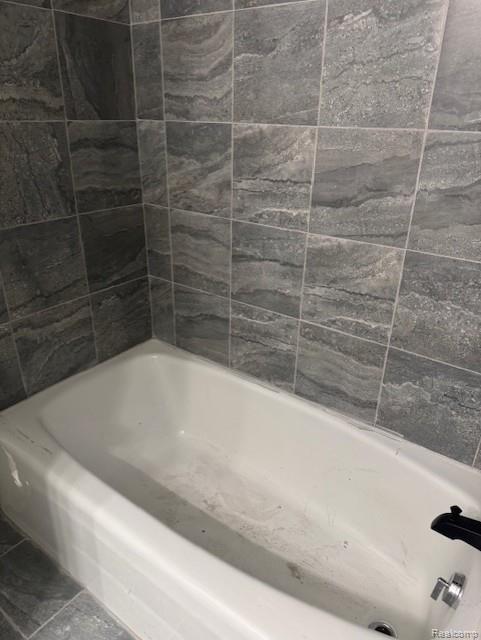 Building Photo - 16245 Roanoke St