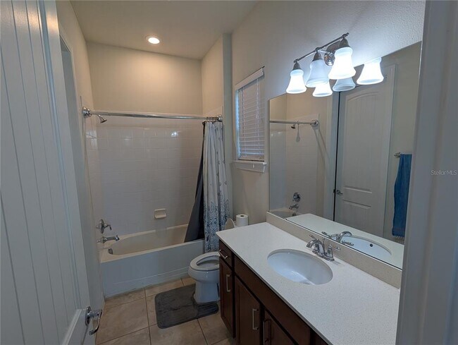 Building Photo - 1381 Patterson Ter
