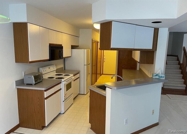 Building Photo - 2445 Mulberry Ct