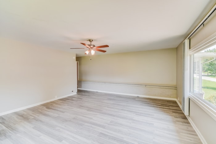 Building Photo - 908 9th Ave