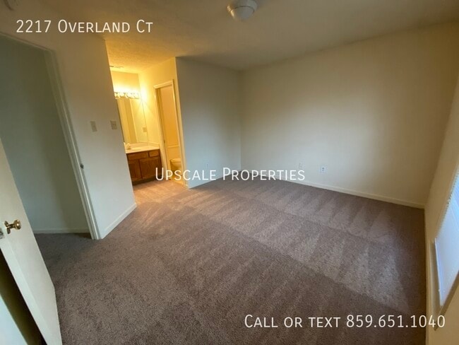 Building Photo - 2217 Overland Ct