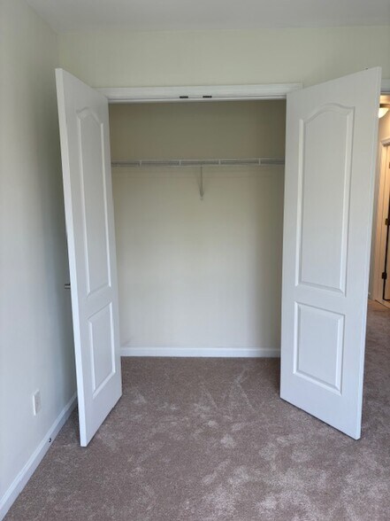 Building Photo - 1408 Steuart St