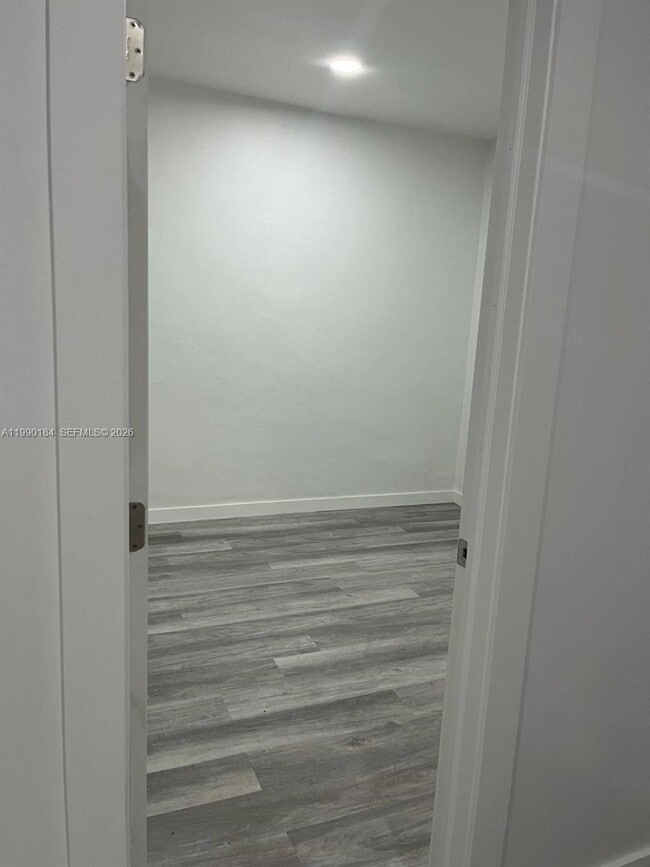 Building Photo - 555 SW 132nd Ave