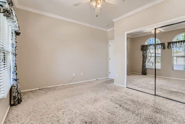 Building Photo - MONROE MODEL!  ALL APPLIANCES INCLUDED, FU...
