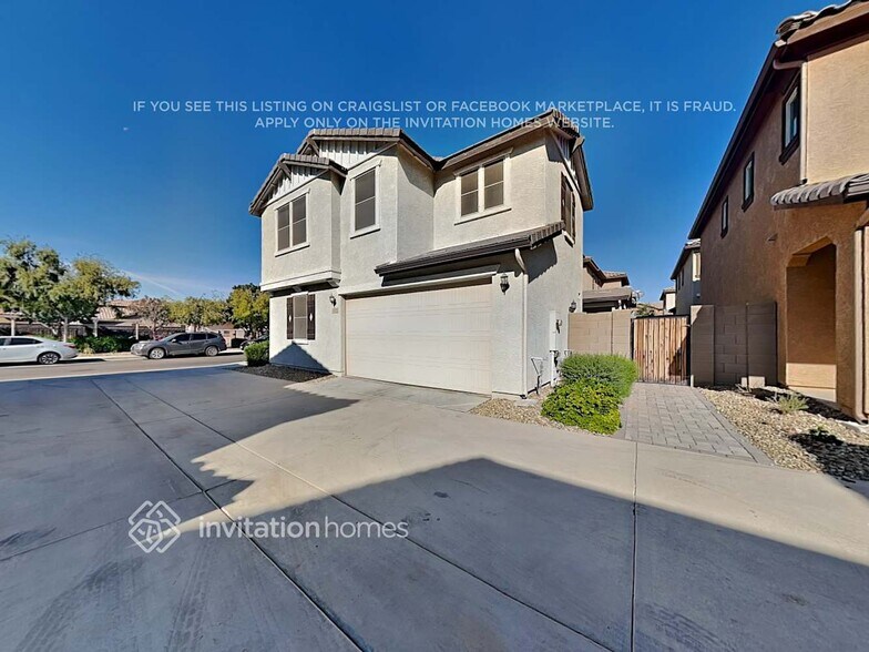 Building Photo - 1171 N 163rd Dr