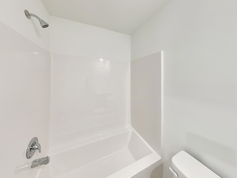 Building Photo - 8662 Hollander Dr