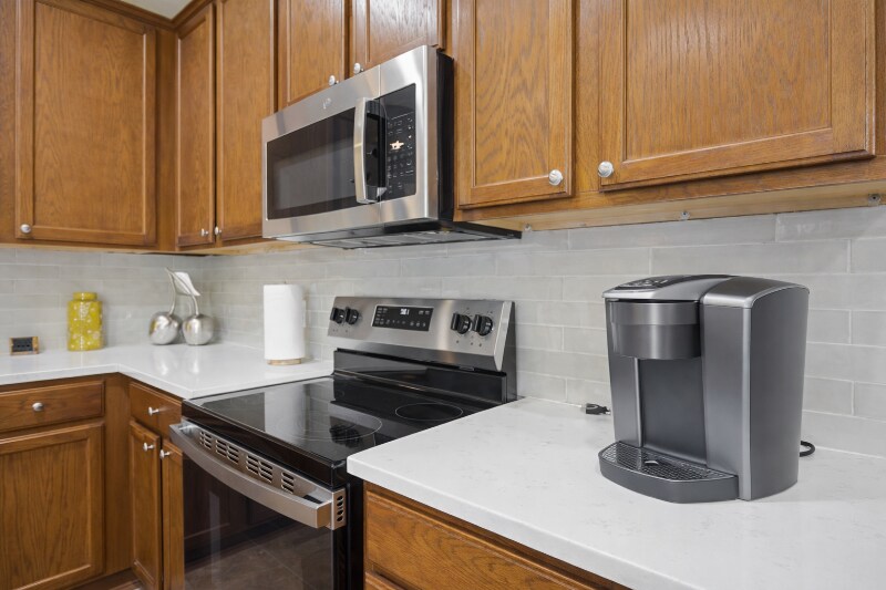 Building Photo - 619 Starlight Dr