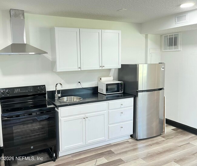 Building Photo - 6126 Atlantic Blvd