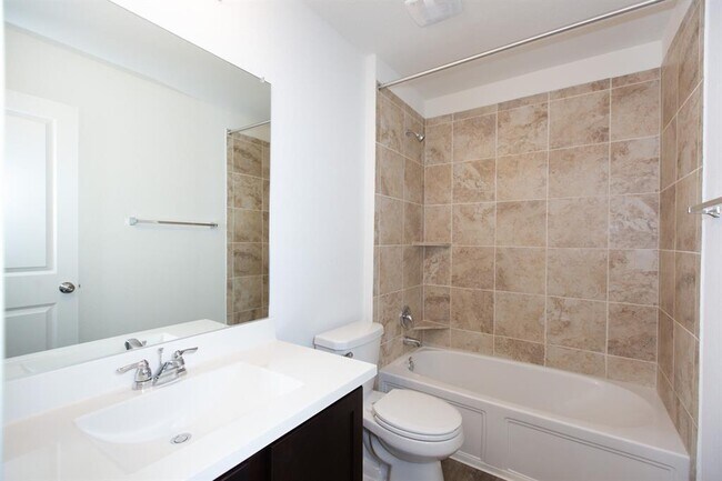 Building Photo - 1003 Honey Locust Wy