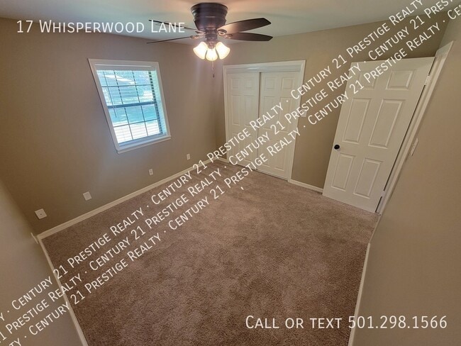 Building Photo - 17 Whisperwood Ln