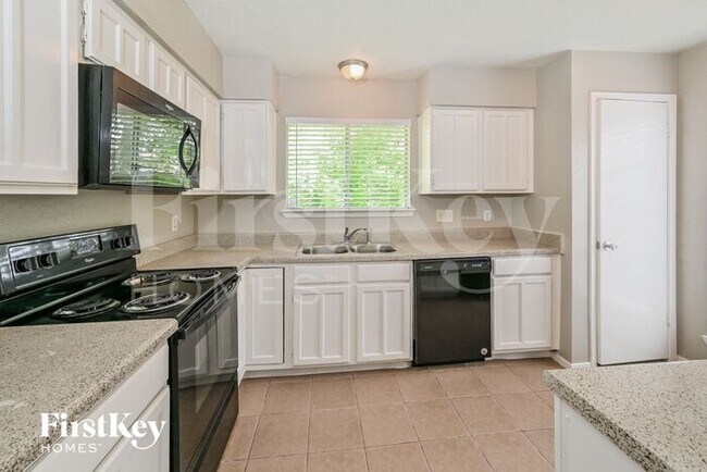 Building Photo - 7119 Tara Blue Ridge Dr
