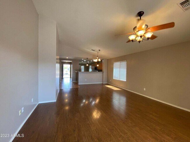 Building Photo - 1847 W Desert Seasons Dr