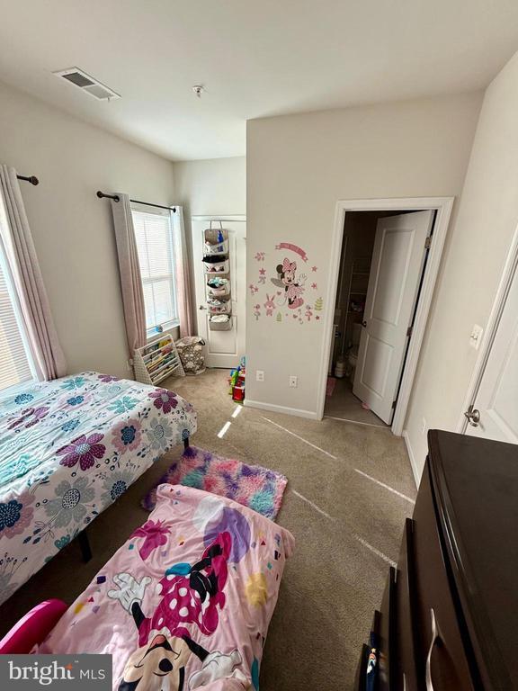 Building Photo - 7515 Mundell Rd