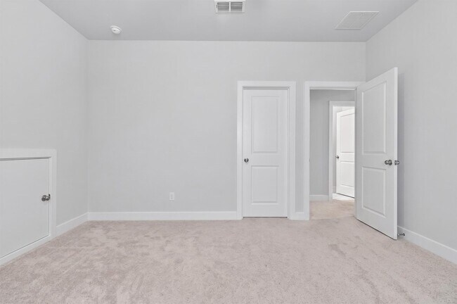 Building Photo - 21711 Emerton Cres Wy