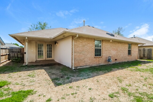 Building Photo - 7529 NW 115th St