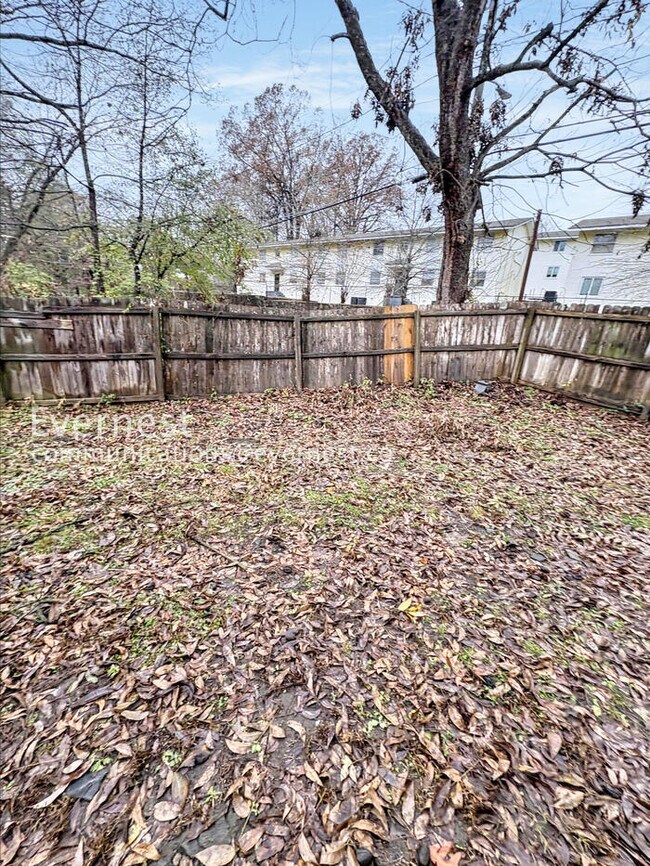 Building Photo - 4 Bed, 3 Bath Home with Off-Street Parking / Pet-Friendly / Coming Soon!