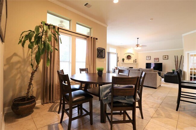 Building Photo - 6126 Emberwood Falls Dr
