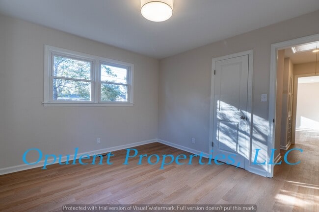 Building Photo - 834 Savage Rd