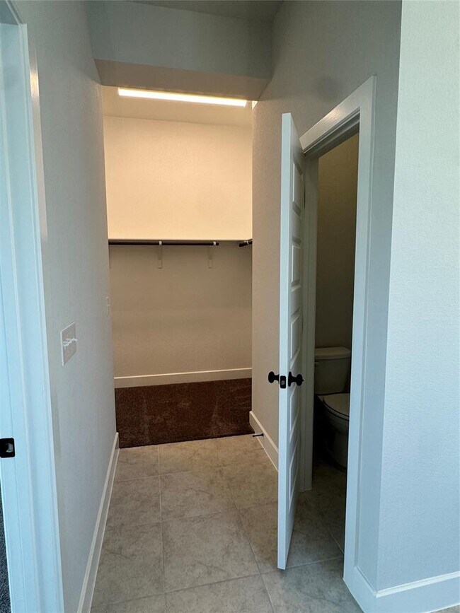 Building Photo - 277 Coleto Tr