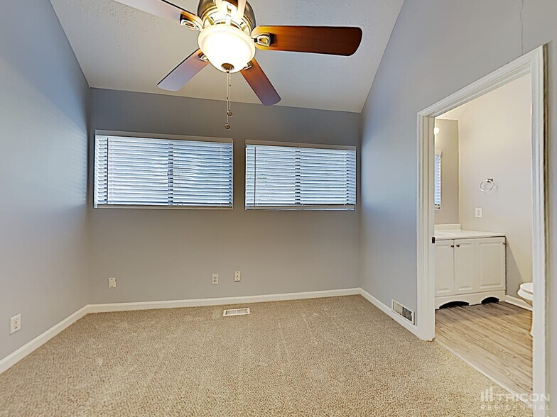 Building Photo - 2851 Forest Wood Dr
