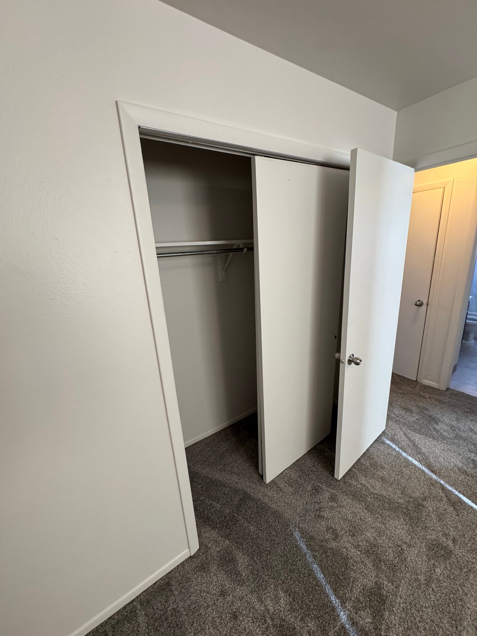 Closet1 - 376 Jefferson St