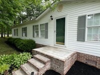 Building Photo - Cedar Lane