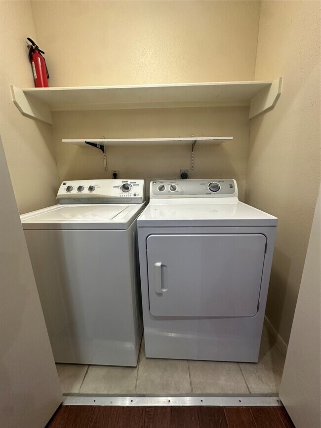 Building Photo - 2910 Grants Lake Blvd