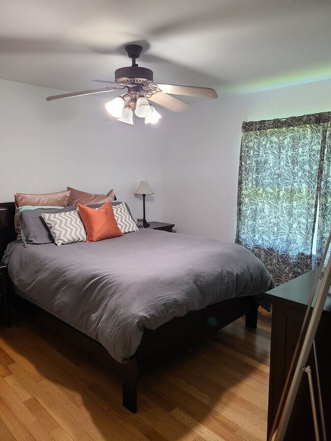 Building Photo - Cozy Home in Prime Location!