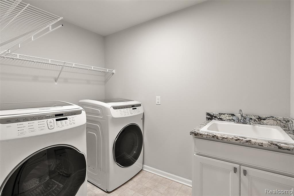 Building Photo - 31065 Tremont Ln
