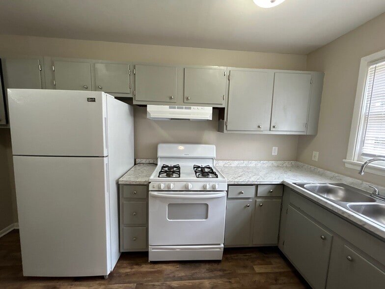 Building Photo - 37 Willa Dr