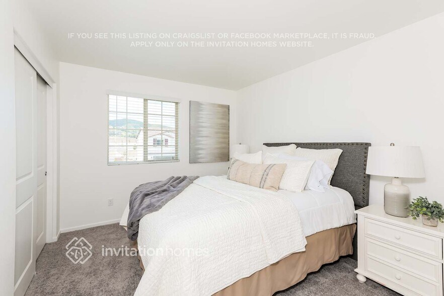 Building Photo - 27212 Sands Dr
