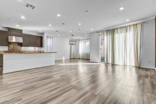 Building Photo - 551 Jubilee Pl