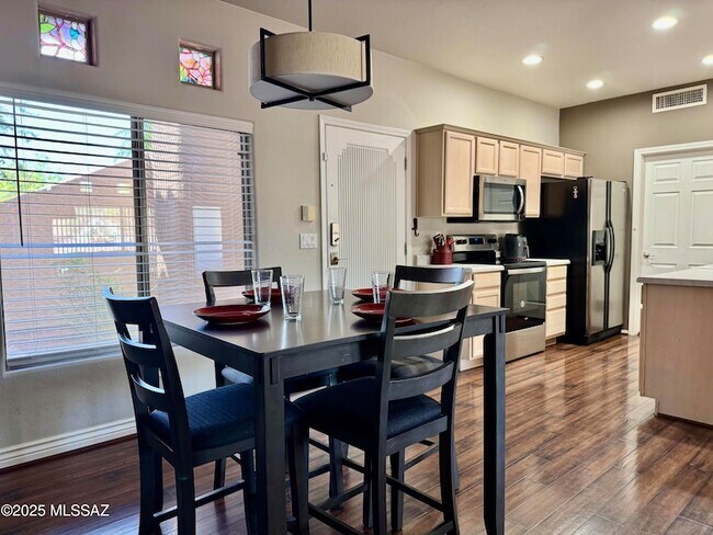 Building Photo - 655 W Vistoso Highlands Dr