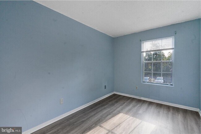 Building Photo - 9240 Caspian Way