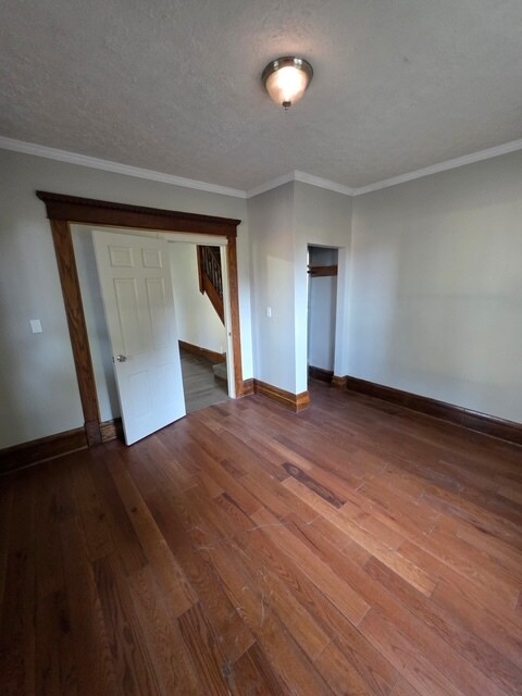 Building Photo - 164 E Church St