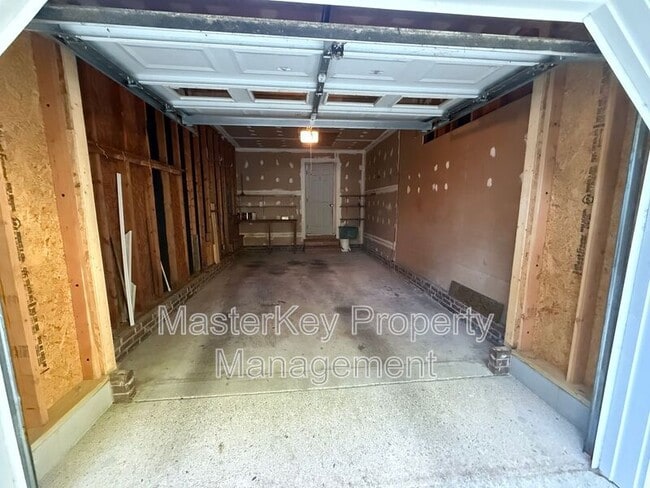 Building Photo - 102 Tapestry Terrace