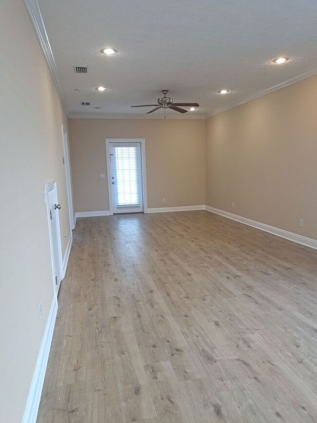 Building Photo - 2950 Palmetto Ridge Way