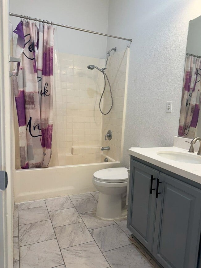 Building Photo - 2638 Breaker Way