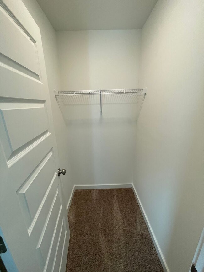 Building Photo - Home for Rent in Calera, AL!!! Available to View with 48 Hour Notice!!!