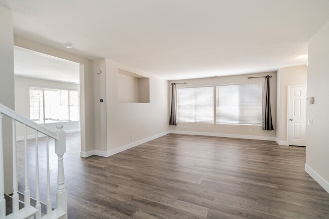 Building Photo - Welcome to 40048 Malacca Way, Murrieta – Y...
