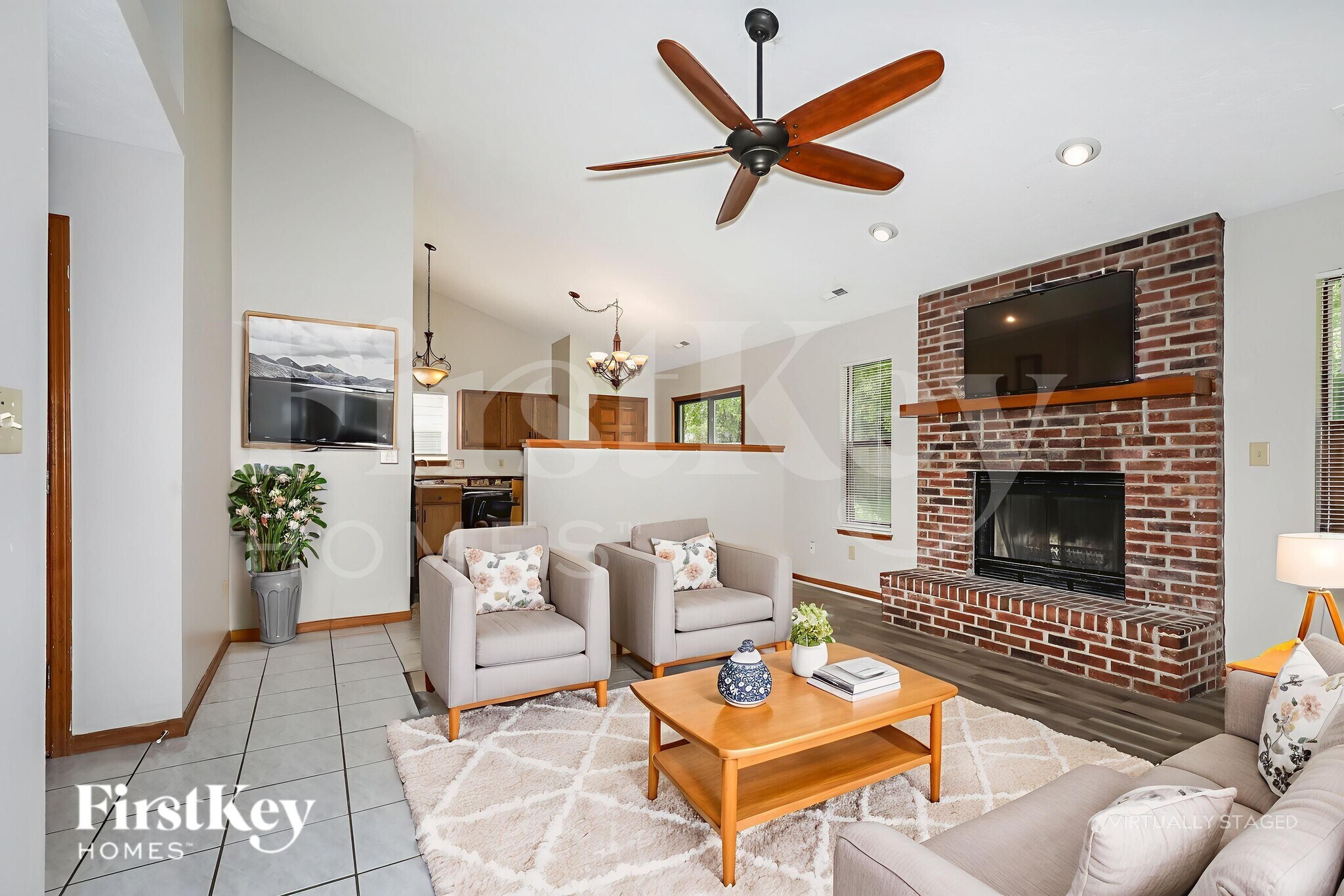 Building Photo - 6824 Oak Lake Dr