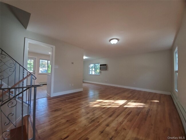 Building Photo - 45 Rodney St