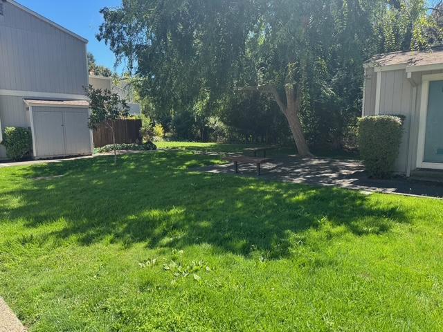 Building Photo - 862 Tamalpais Ave