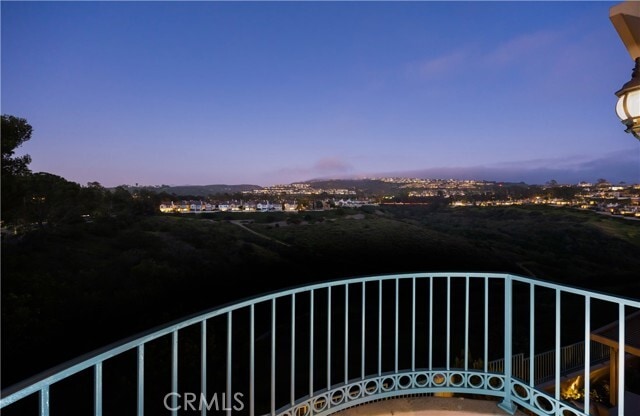 Building Photo - 4 Chandon